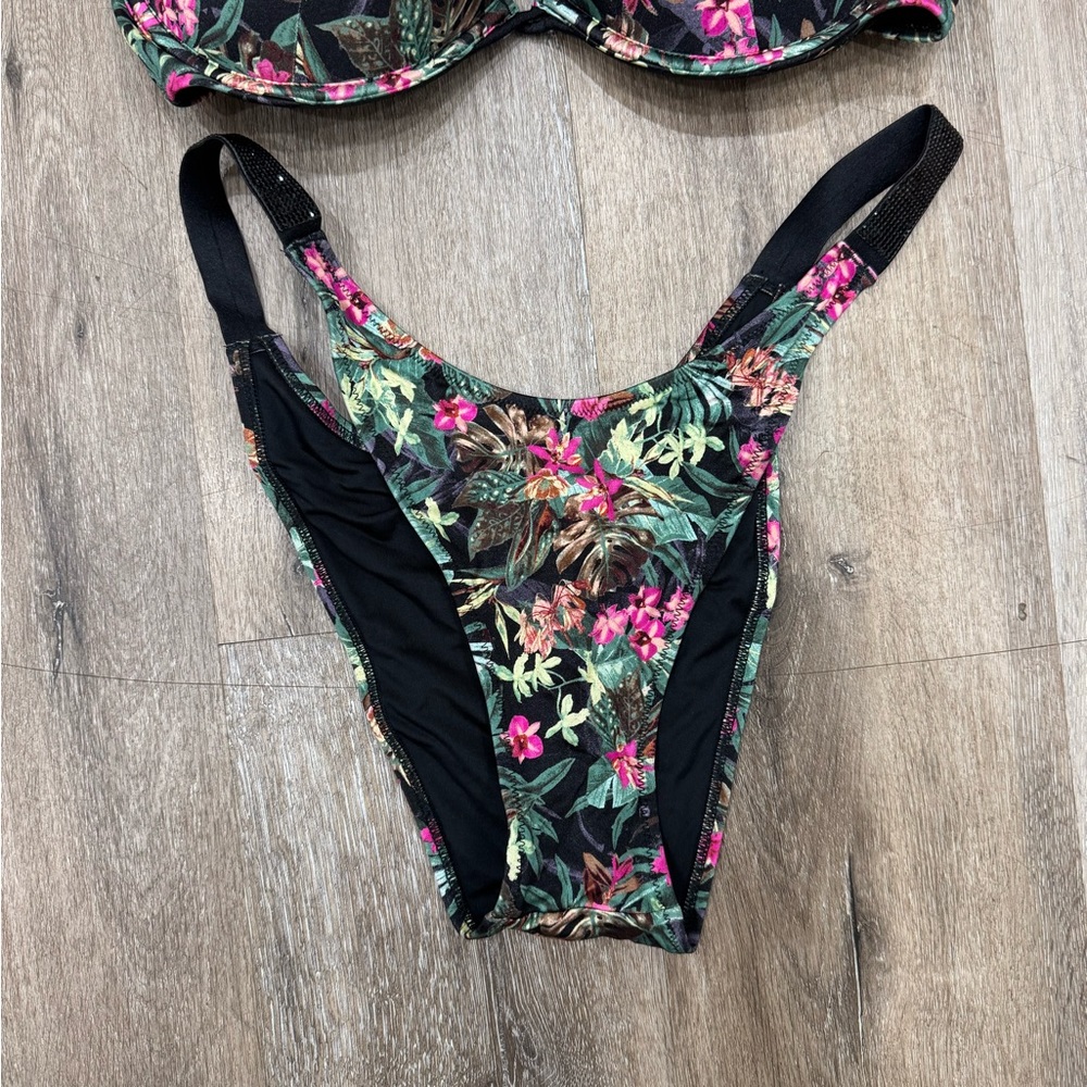 Shine Strap Bikini - image 3